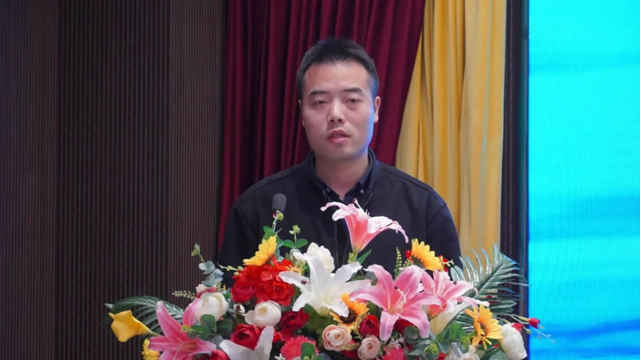 陕西省工程建设领域工伤保险、保障农民工工资支付政策宣贯暨劳务供需推介会圆满落下帷幕(图7) 陕西省工程建设领域工伤保险、保障农民工工资支付政策宣贯暨劳务供需推介会圆满落下帷幕(图7)