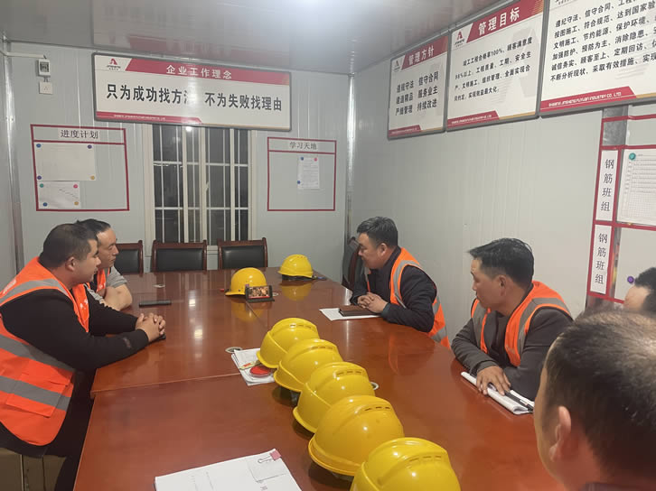 向榜样学习 做时代楷模